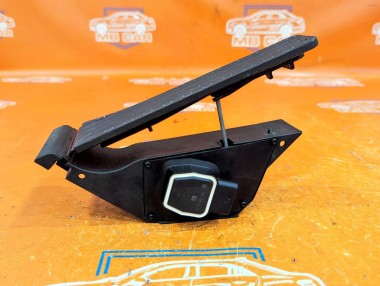 Педаль газа электронная MERCEDES-BENZ C-класс W204/S204/С204 рестайлинг (2011 - 2015) — Разборка Мерседес