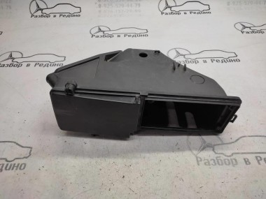 Корпус блока предохранителей MERCEDES-BENZ CLK-класс C208/A208 рестайлинг (1999 - 2003) — Разборка Мерседес