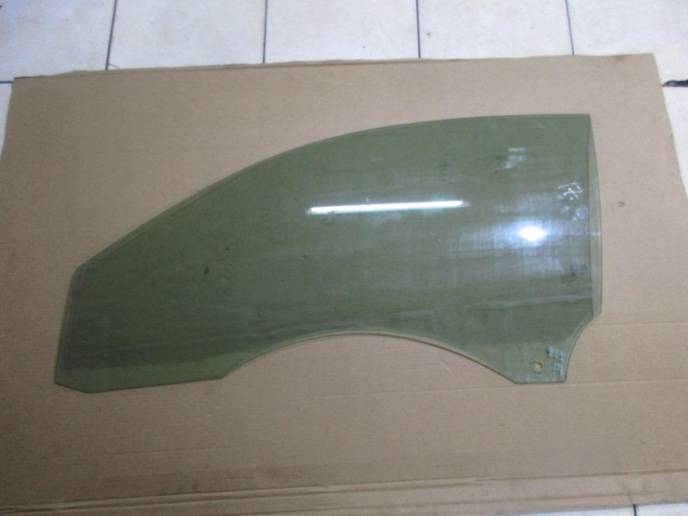 Стекло переднее левое MERCEDES-BENZ CLK-класс C209/A209 (2002 - 2005) фото 1 — Разборка Мерседес