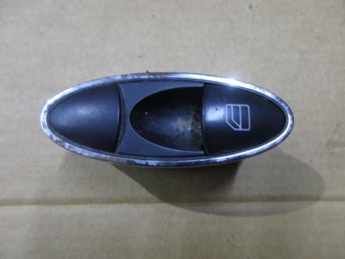 Кнопка стеклоподъемников MERCEDES-BENZ E-класс W211/S211 (2002 - 2006) — Разборка Мерседес