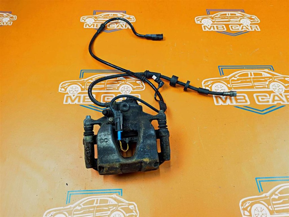 Суппорт передний правый MERCEDES-BENZ A-класс W177 (2018 - 2023) фото 1 — Разборка Мерседес