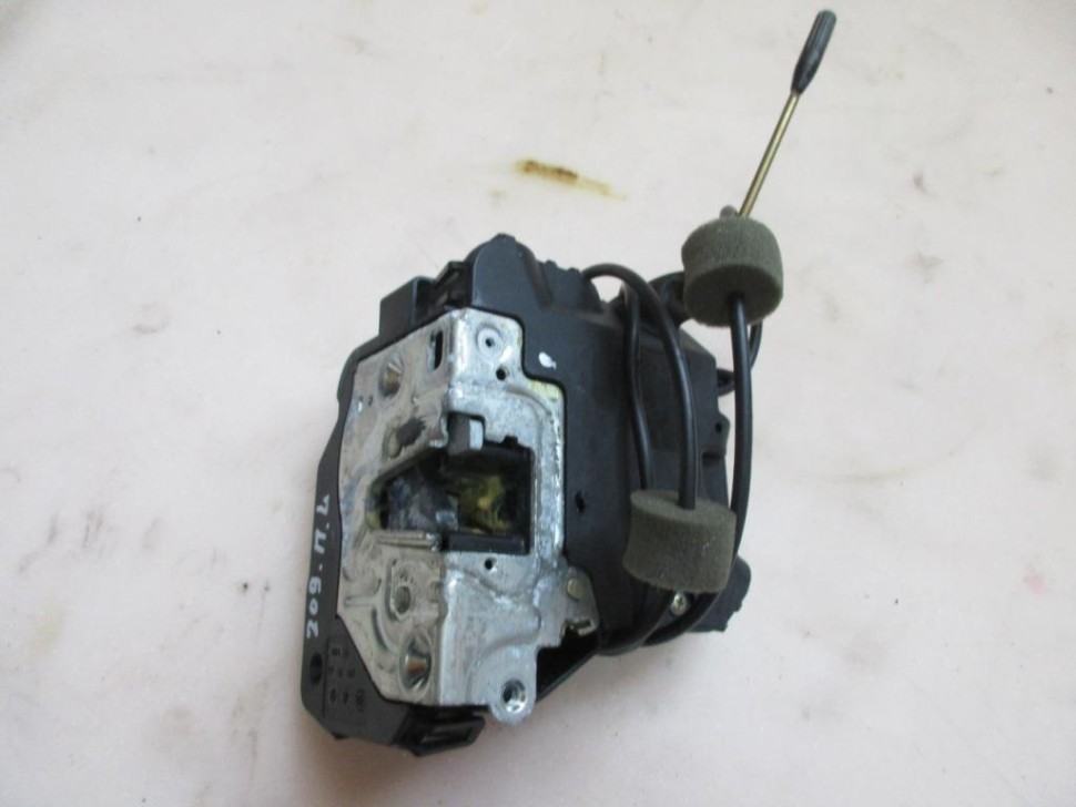 Замок двери передней левой MERCEDES-BENZ CLK-класс C209/W209 рестайлинг (2005 - 2010) фото 1 — Разборка Мерседес