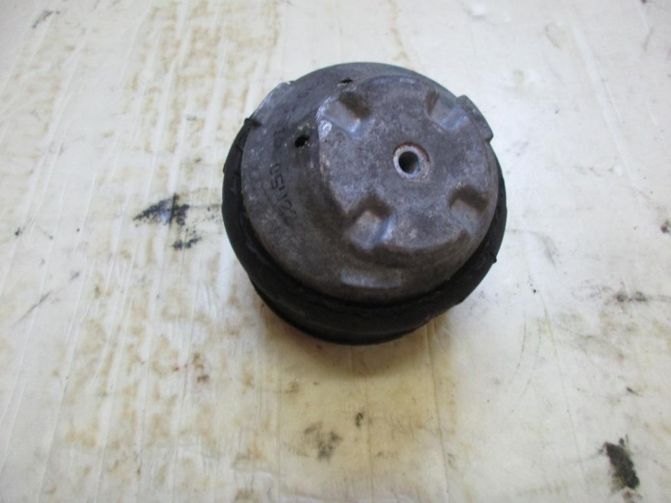 Опора двигателя MERCEDES-BENZ CLK-класс C209/W209 рестайлинг (2005 - 2010) фото 1 — Разборка Мерседес