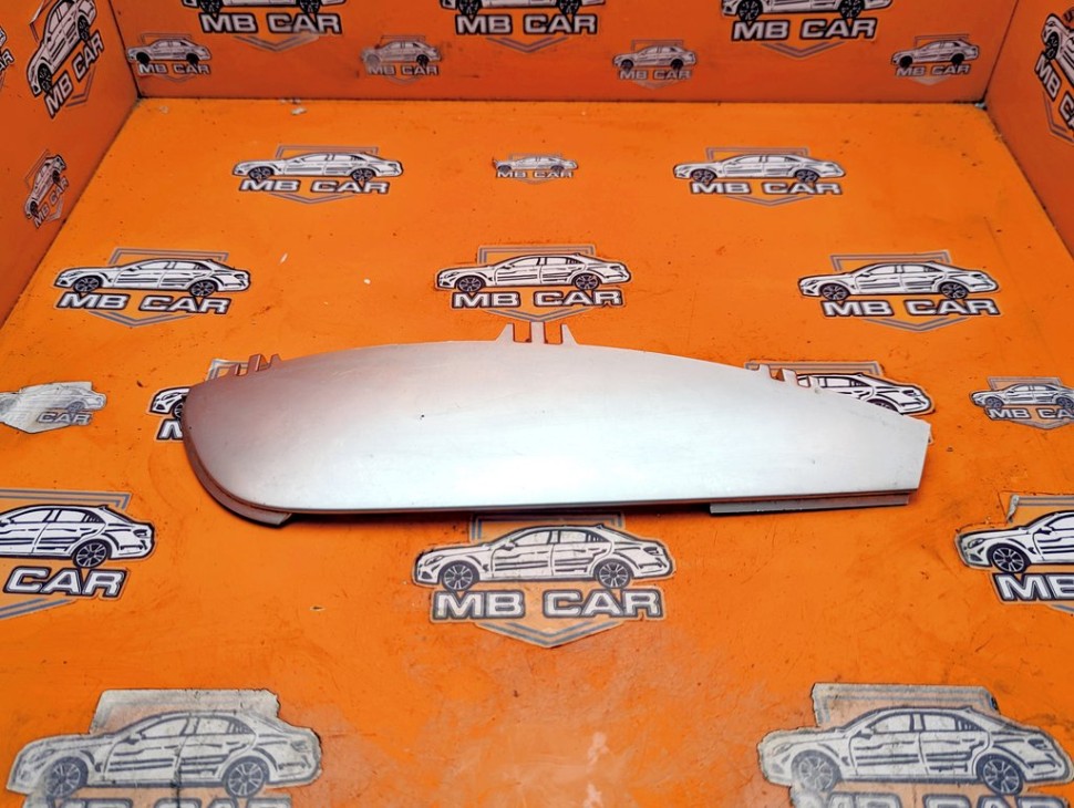 Накладка подлокотника MERCEDES-BENZ R-класс W251 (2005 - 2007) фото 1 &mdash; Разборка Мерседес