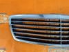 Решетка радиатора MERCEDES-BENZ E-класс W211/S211 (2002 - 2006) фото 2 — Разборка Мерседес
