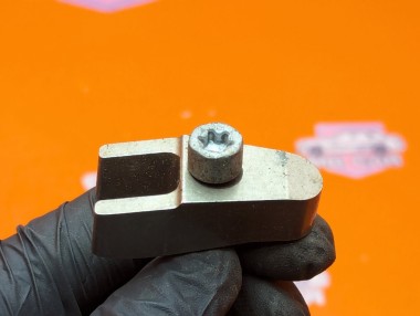 Кронштейн крепления форсунок MERCEDES-BENZ M-класс W163 рестайлинг (2001 - 2005) &mdash; Разборка Мерседес