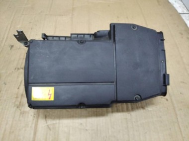 Корпус воздушного фильтра MERCEDES-BENZ C-класс W203/S203/CL203 рестайлинг (2004 - 2008) — Разборка Мерседес