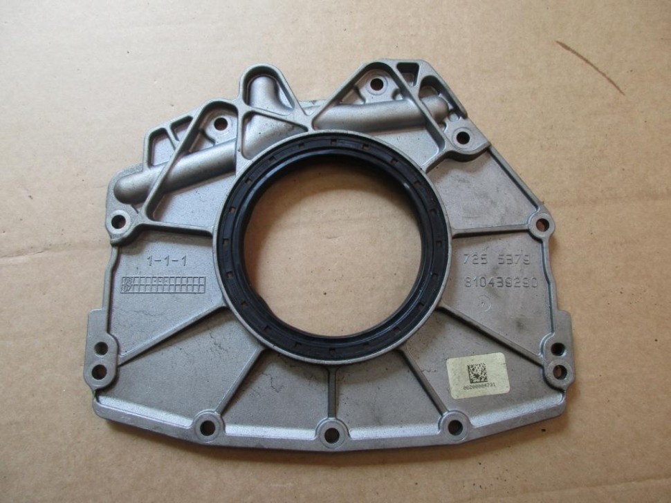 Крышка заднего сальника коленвала MERCEDES-BENZ S-класс W221 рестайлинг (2009 - 2013) фото 1 — Разборка Мерседес