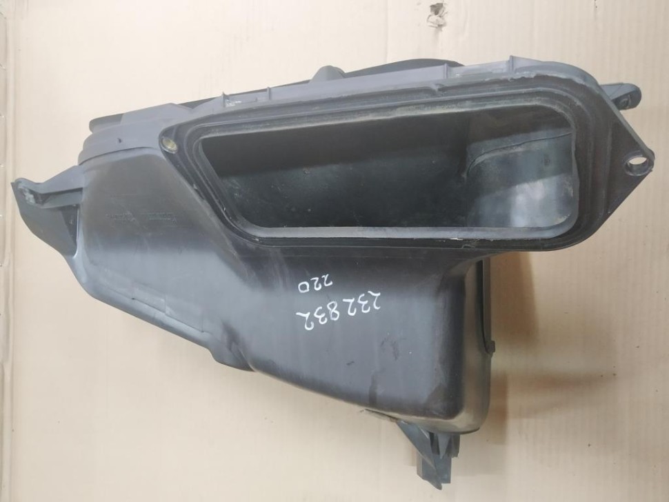 Воздухозаборник MERCEDES-BENZ S-класс W220 рестайлинг (2002 - 2005) фото 1 — Разборка Мерседес