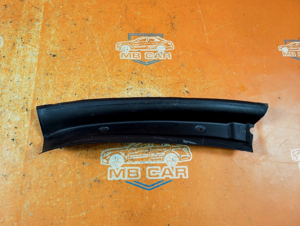 Водосток MERCEDES-BENZ GLS-класс X166 (2015 - 2019) фото 1 — Разборка Мерседес