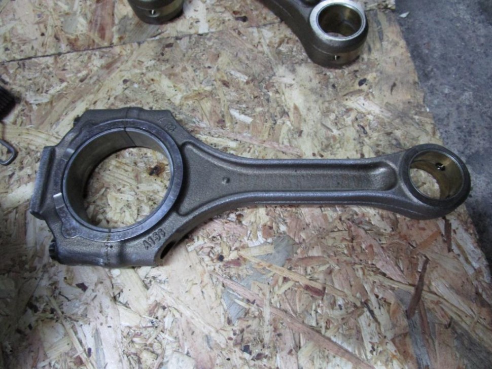 Шатун Бензин MERCEDES-BENZ M-класс AMG W164 (2006 - 2008) фото 1 — Разборка Мерседес