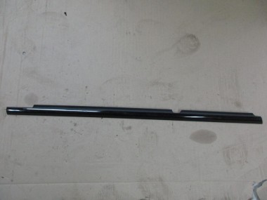 Молдинг стекла двери MERCEDES-BENZ GLE-класс Coupe C292 (2015 - 2019) — Разборка Мерседес