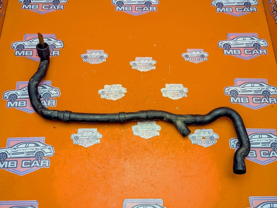 Трубка вентиляции картерных газов MERCEDES-BENZ C-класс W203/S203/CL203 рестайлинг (2004 - 2008) фото 1 — Разборка Мерседес