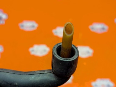 Трубка вентиляции картерных газов MERCEDES-BENZ C-класс W203/S203/CL203 рестайлинг (2004 - 2008) — Разборка Мерседес