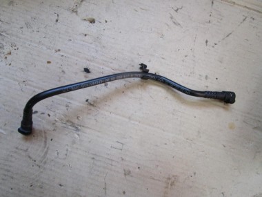 Трубка вентиляции картерных газов MERCEDES-BENZ C-класс W205/S205/C205/A205 (2014 - 2018) — Разборка Мерседес