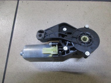 Моторчик регулировки сидений MERCEDES-BENZ E-класс W211/S211 (2002 - 2006) — Разборка Мерседес