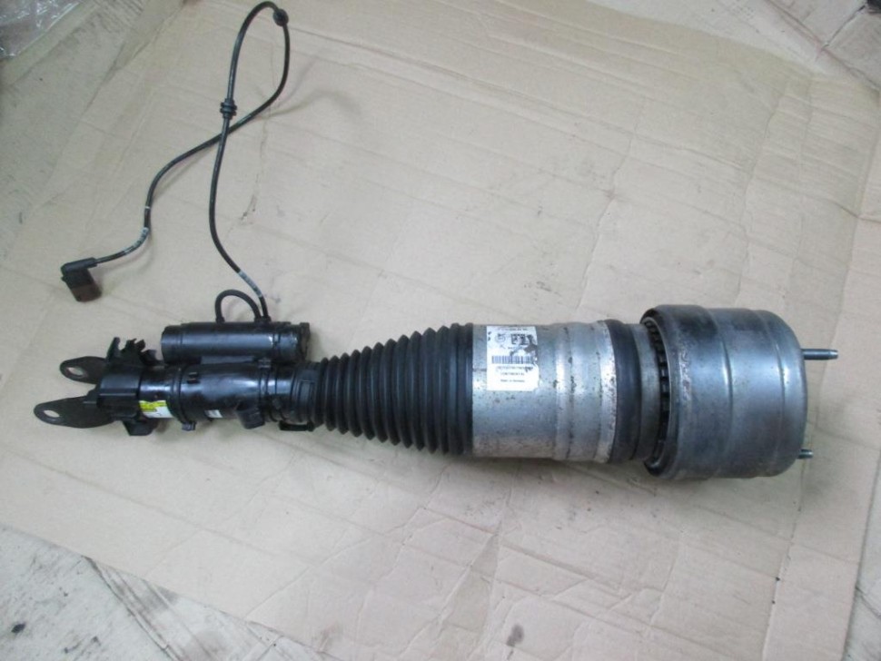 Пневмостойка передняя MERCEDES-BENZ E-класс W213/S213/C238/A238 (2016 - 2021) фото 1 — Разборка Мерседес