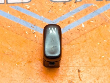 Кнопка MERCEDES-BENZ V-класс W638/W639 (1996 - 2003) V 220 2.1 D AT (122 л.с.) &mdash; Разборка Мерседес