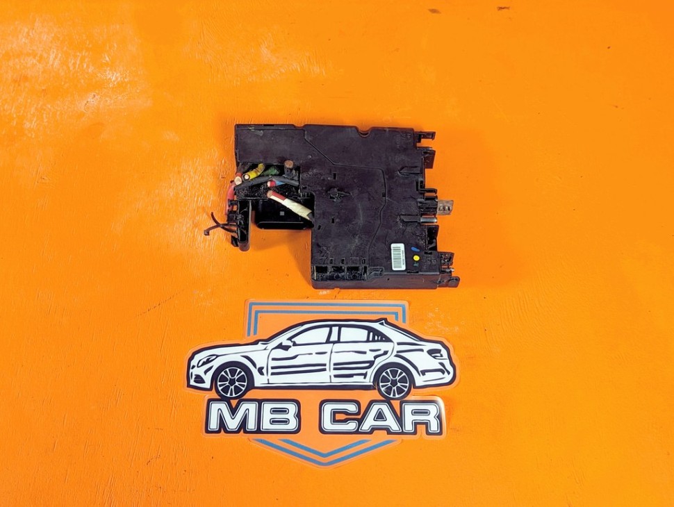 Блок предохранителей MERCEDES-BENZ C-класс W204/S204/С204 рестайлинг (2011 - 2015) фото 1 &mdash; Разборка Мерседес