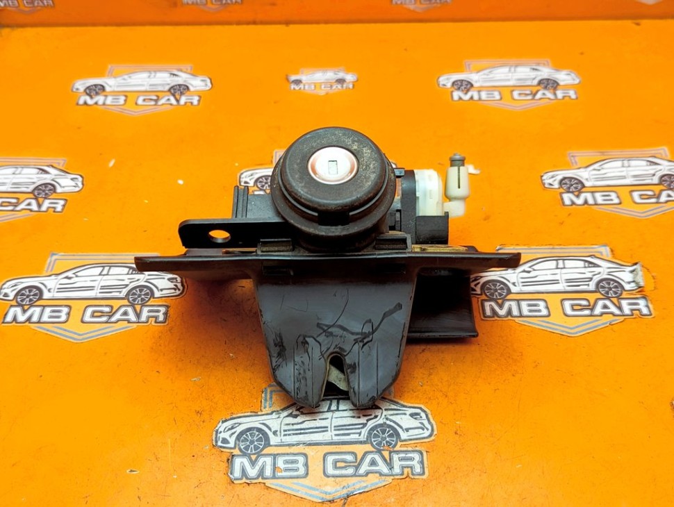 Замок багажника MERCEDES-BENZ E-класс W210/S210 (1995 - 1999) фото 1 &mdash; Разборка Мерседес