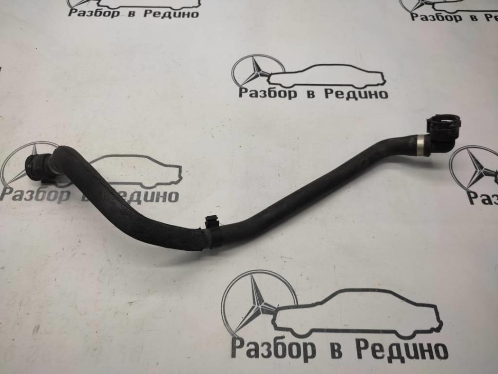 Патрубок ОЖ MERCEDES-BENZ S-класс W222/C217/A217 рестайлинг (2017 - 2020) фото 1 — Разборка Мерседес