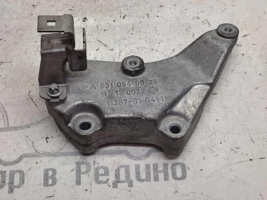 Кронштейн MERCEDES-BENZ C-класс W205/S205/C205/A205 (2014 - 2018) — Разборка Мерседес