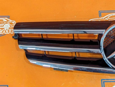 Решетка радиатора MERCEDES-BENZ CLK-класс C209/A209 рестайлинг (2005 - 2010) — Разборка Мерседес