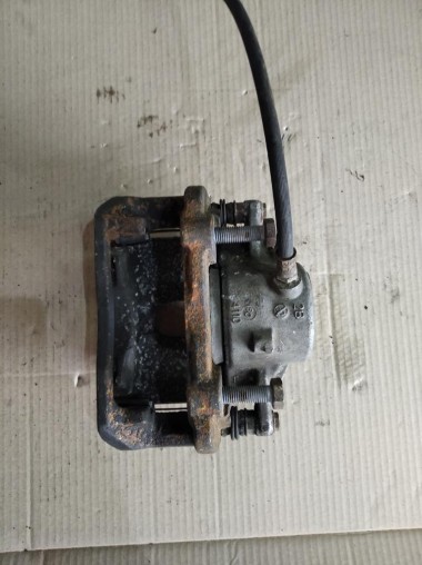 Суппорт передний правый MERCEDES-BENZ E-класс W211/S211 (2002 - 2006) — Разборка Мерседес