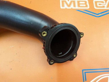 Патрубок впускного коллектора MERCEDES-BENZ E-класс W212/S212/C207/A207 (2009 - 2013) — Разборка Мерседес