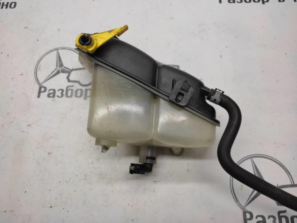 Бачок расширительный MERCEDES-BENZ VANEO W414 (2001 - 2005) фото 1 — Разборка Мерседес