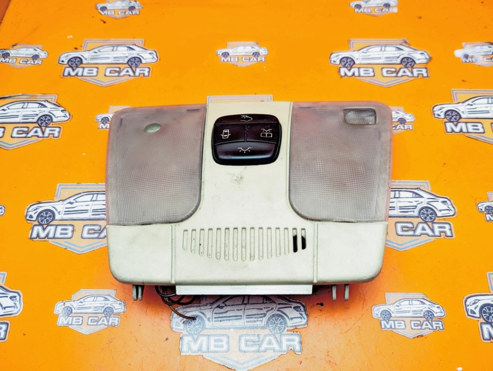 Плафон салона MERCEDES-BENZ E-класс W210/S210 (1995 - 1999) фото 1 — Разборка Мерседес