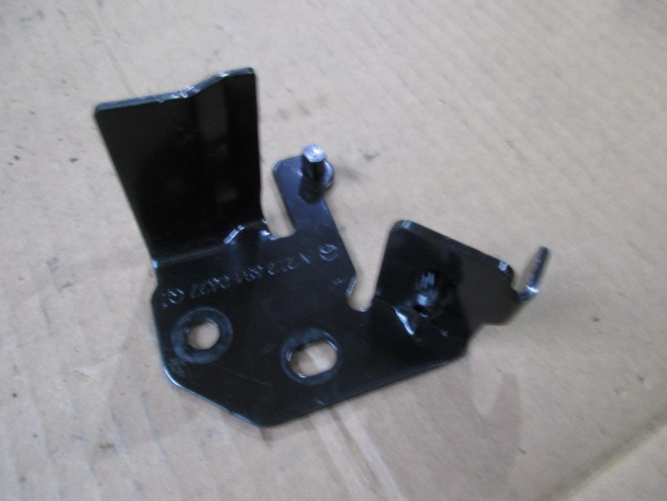 Кронштейн MERCEDES-BENZ E-класс W212/S212/C207/A207 (2009 - 2013) фото 1 — Разборка Мерседес