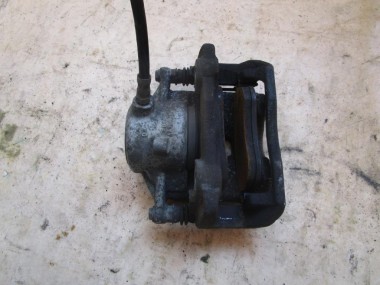 Суппорт передний левый MERCEDES-BENZ C-класс W204/S204 (2006 - 2011) — Разборка Мерседес