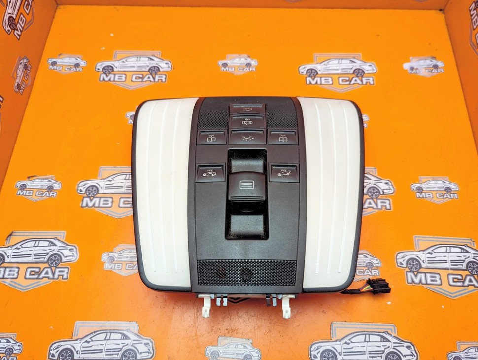 Плафон салона MERCEDES-BENZ E-класс W212/S212/C207/A207 рестайлинг (2013 - 2016) фото 1 — Разборка Мерседес