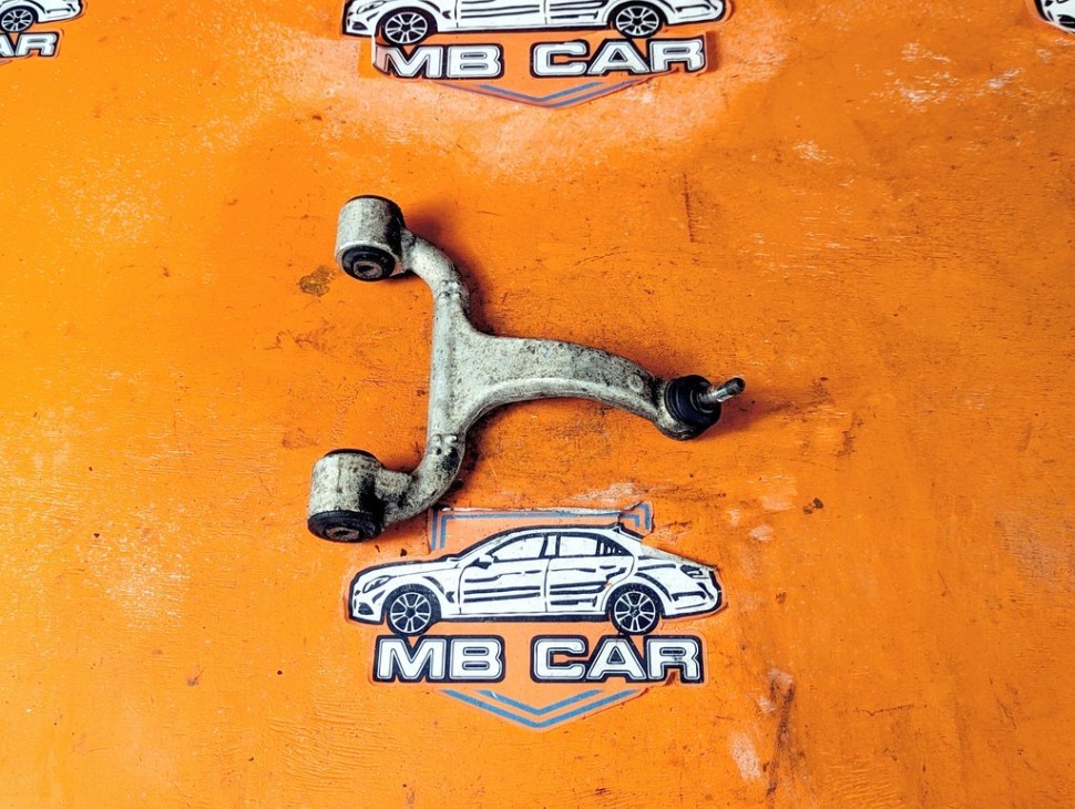 Рычаг передний верхний MERCEDES-BENZ M-класс W163 (1997 - 2001) фото 1 &mdash; Разборка Мерседес