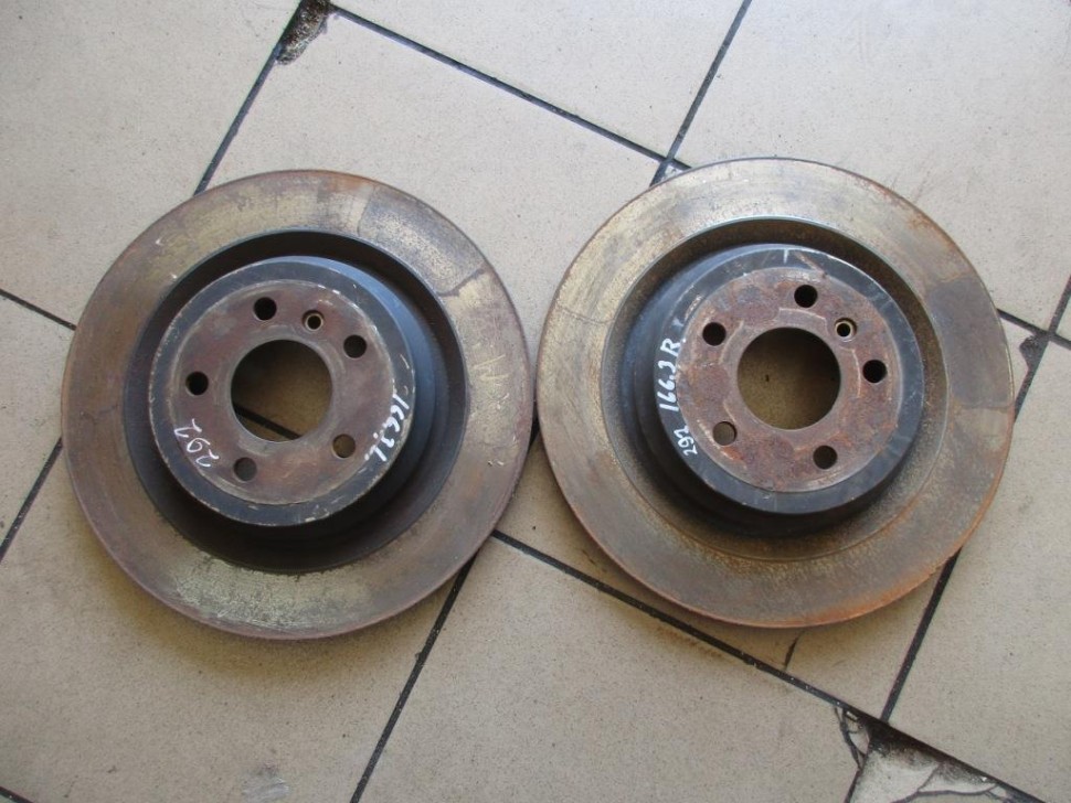 Диски тормозные зад MERCEDES-BENZ GLE-класс Coupe C292 (2015 - 2019) фото 1 — Разборка Мерседес