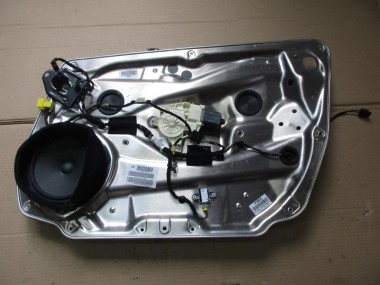 Стеклоподъемник передний правый MERCEDES-BENZ C-класс W204/S204 (2006 - 2011) — Разборка Мерседес