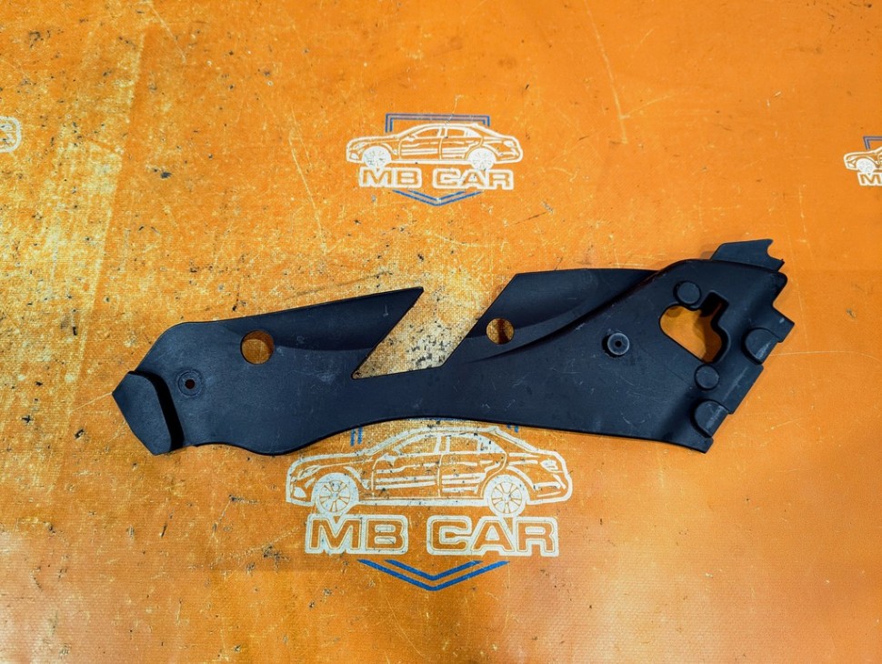 Крышка фары MERCEDES-BENZ C-класс W204/S204 (2006 - 2011) фото 1 — Разборка Мерседес