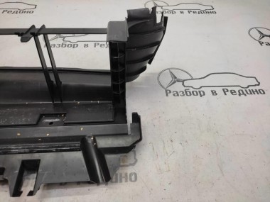 Кожух радиатора MERCEDES-BENZ E-класс W212/S212/C207/A207 (2009 - 2013) — Разборка Мерседес