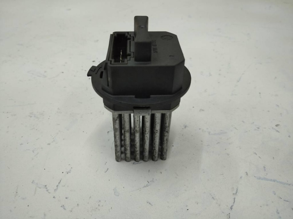 Реле моторчика печки MERCEDES-BENZ E-класс W212/S212/C207/A207 (2009 - 2013) фото 1 — Разборка Мерседес