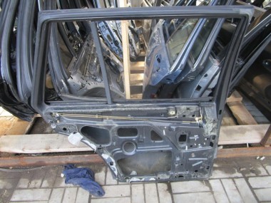 Дверь задняя левая MERCEDES-BENZ W124 W124/S124/C124/A124 (1984 - 1993) — Разборка Мерседес