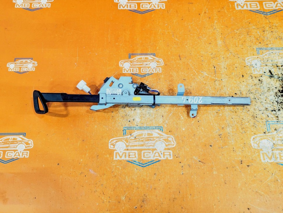 Подаватель ремня MERCEDES-BENZ CLK-класс C209/W209 (2002 - 2005) фото 1 — Разборка Мерседес