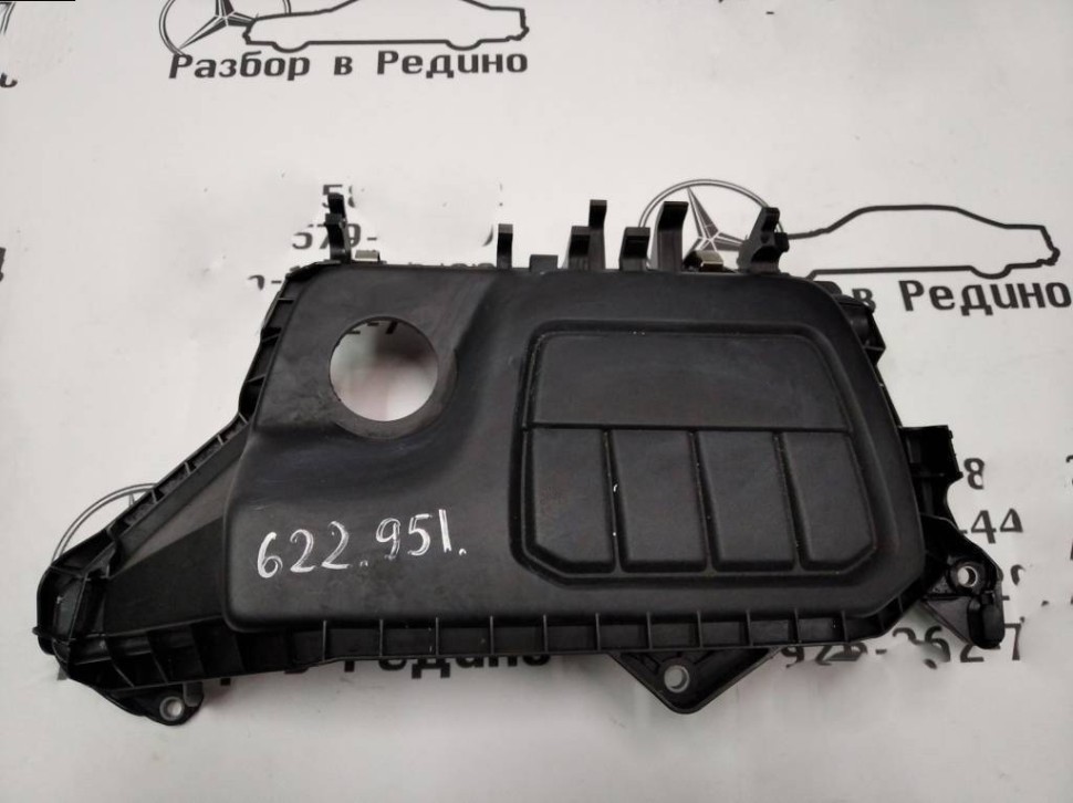 Крышка двигателя декоративная MERCEDES-BENZ V-класс W447 (2014 - 2025) фото 1 — Разборка Мерседес