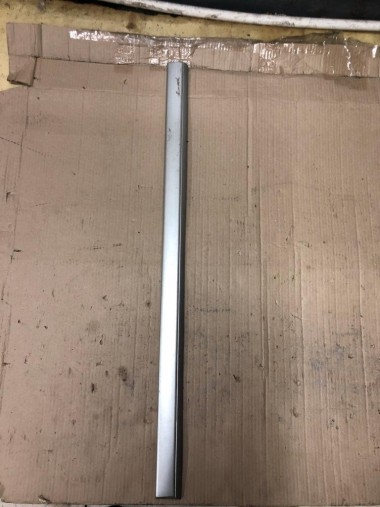 Молдинг двери MERCEDES-BENZ C-класс W202/S202 (1993 - 1997) — Разборка Мерседес