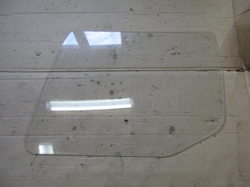 Стекло переднее левое MERCEDES-BENZ Sprinter W906 (2006 - 2019) фото 1 — Разборка Мерседес