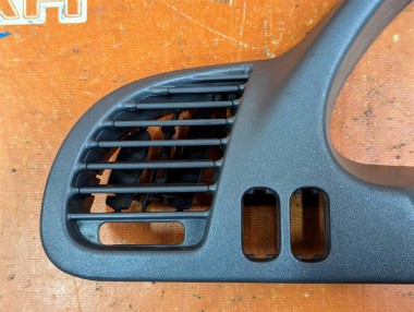 Накладка щитка приборов MERCEDES-BENZ Sprinter W901-905 (1995 - 2006) — Разборка Мерседес