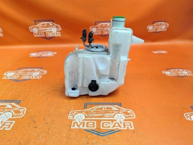 Бачок омывателя MERCEDES-BENZ GLE-класс AMG W166 (2015 - 2019) — Разборка Мерседес