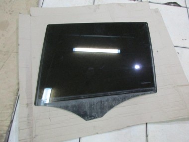 Стекло заднее левое MERCEDES-BENZ GL-класс X164 (2006 - 2009) — Разборка Мерседес
