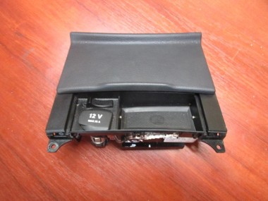 Пепельница MERCEDES-BENZ S-класс W221 (2005 - 2009) — Разборка Мерседес