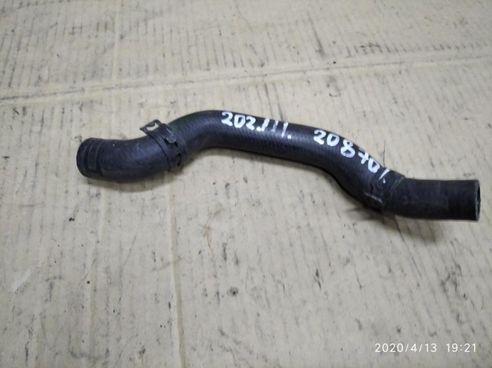 Патрубок ОЖ MERCEDES-BENZ C-класс W202/S202 (1993 - 1997) фото 1 — Разборка Мерседес